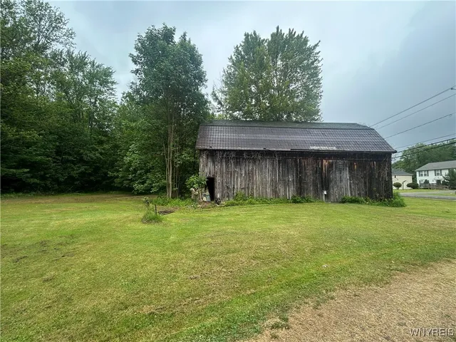 $299,000 | 850 Campbell Boulevard, Amherst, NY 14228