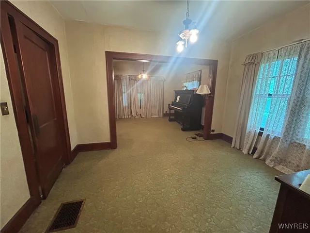 $299,000 | 850 Campbell Boulevard, Amherst, NY 14228