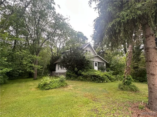 $299,000 | 850 Campbell Boulevard, Amherst, NY 14228