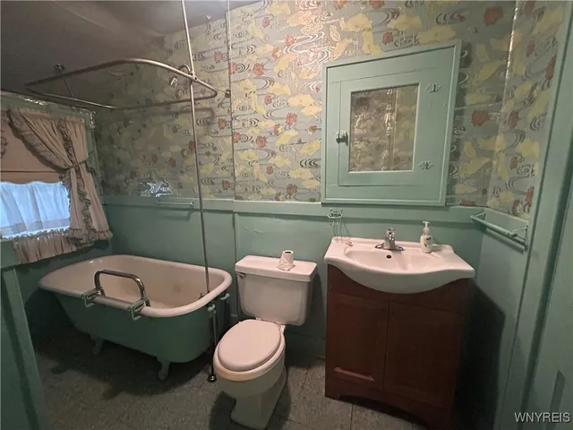 $299,000 | 850 Campbell Boulevard, Amherst, NY 14228