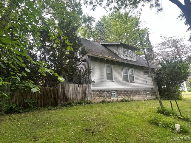 $299,000 | 850 Campbell Boulevard, Amherst, NY 14228