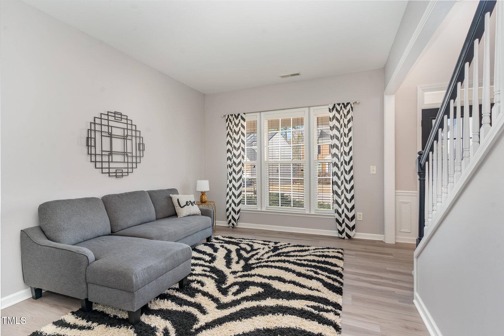 7572 Silver View Lane Raleigh, NC 27613 - Photo 7 of 35 007_file_554