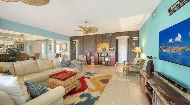 $454,000 | 23217 Banbury Way, Unit 23217, Venice, FL 34293