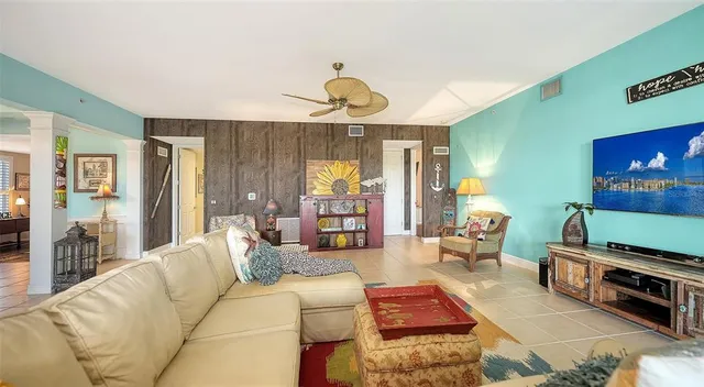 $454,000 | 23217 Banbury Way, Unit 23217, Venice, FL 34293