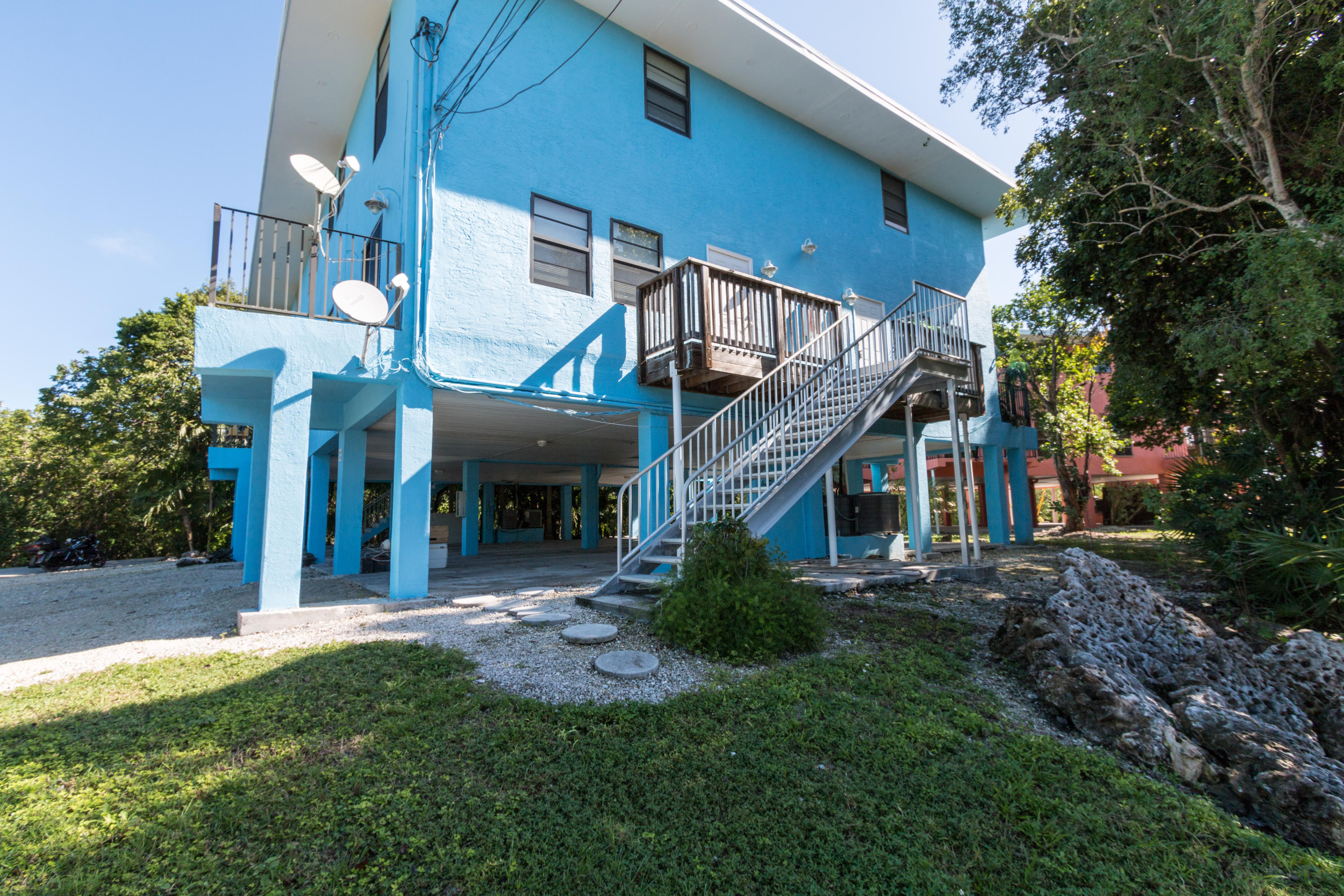 113 Stirrup Key Woods Road, Unit 3A2 Marathon, FL 33050 - Photo 1 of 19 113 Stirrup Key Woods 2-1