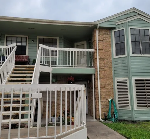 $1,350 | 4445 Cedar Pass Drive, Unit 123, Corpus Christi, TX 78413