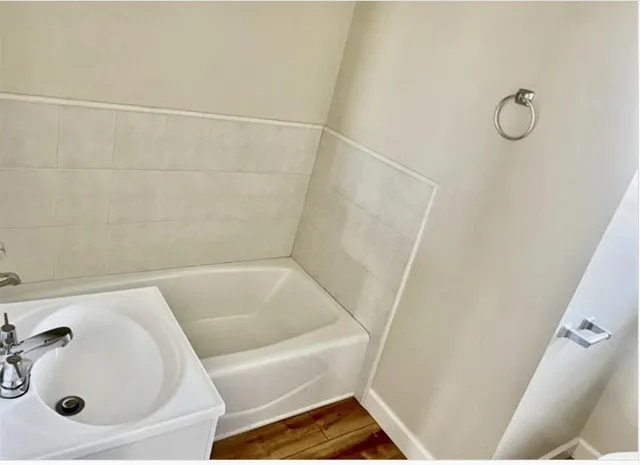 $4,300 | 130 27th Avenue, San Mateo, CA 94403