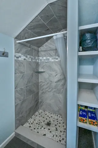 $599,900 | 27 Lakeview Road, Webster, MA 01570