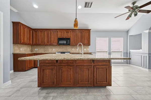 $1,900 | 26107 Lillian Springs, Spring, TX 77373