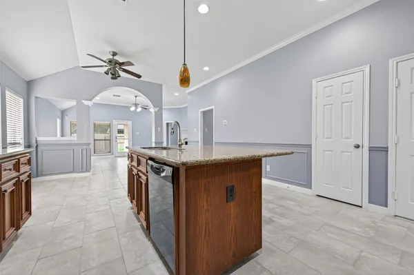 $1,900 | 26107 Lillian Springs, Spring, TX 77373