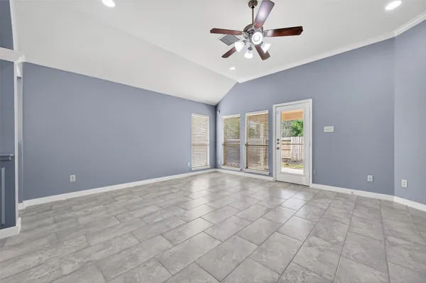 $1,900 | 26107 Lillian Springs, Spring, TX 77373