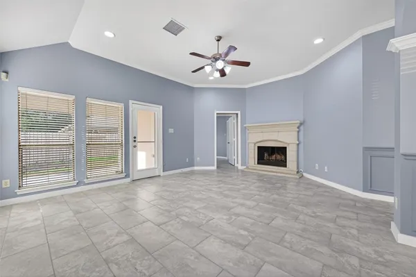 $1,900 | 26107 Lillian Springs, Spring, TX 77373