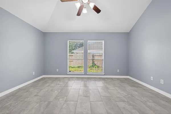 $1,900 | 26107 Lillian Springs, Spring, TX 77373