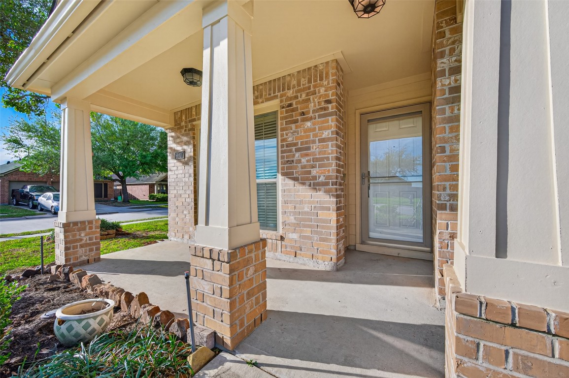 26107 Lillian Springs Spring, TX 77373 - Photo 5 of 42