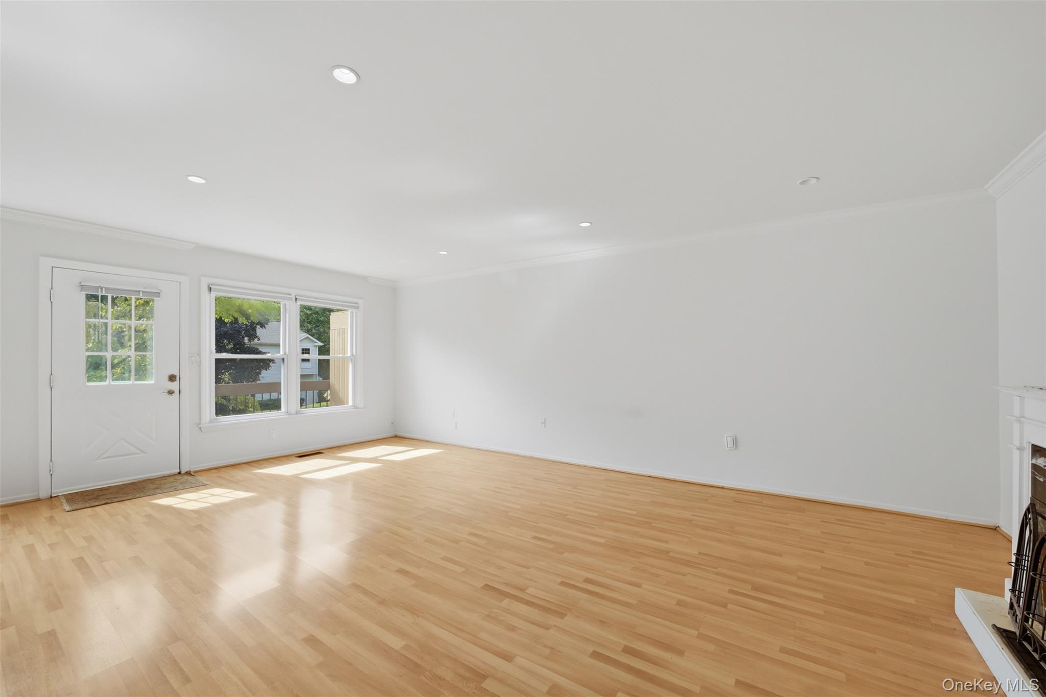 149 Fenimore Road, Unit B2 Mamaroneck, NY 10543 - Photo 7 of 38 Gallery Image 7