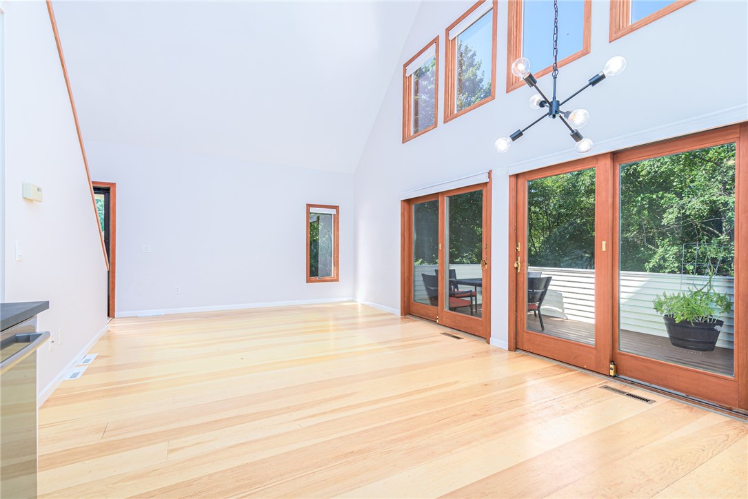 66 Sloop Street Jamestown, RI 02835 - Photo 11 of 30