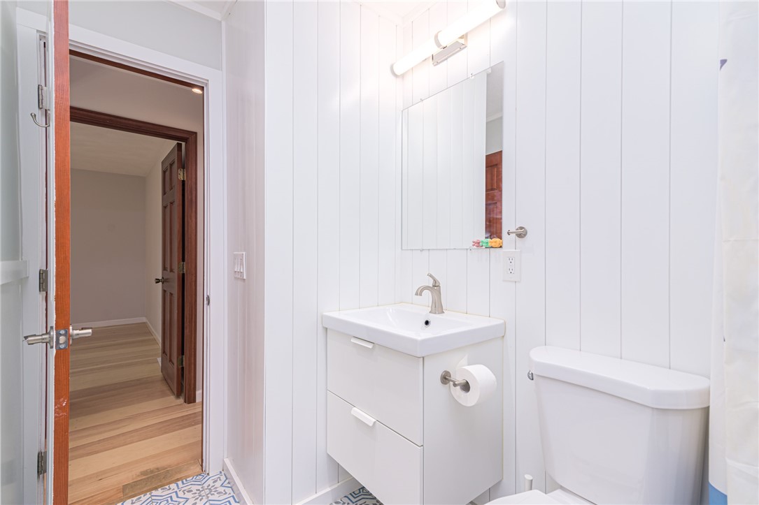 66 Sloop Street Jamestown, RI 02835 - Photo 13 of 30