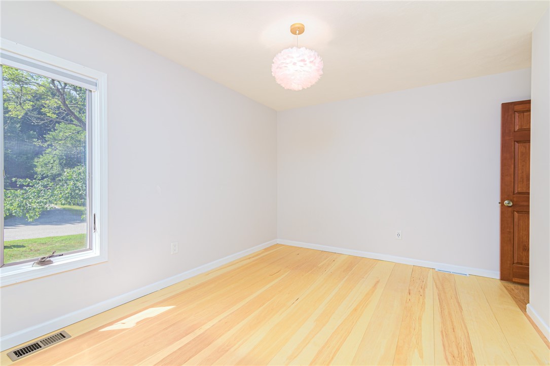 66 Sloop Street Jamestown, RI 02835 - Photo 18 of 30