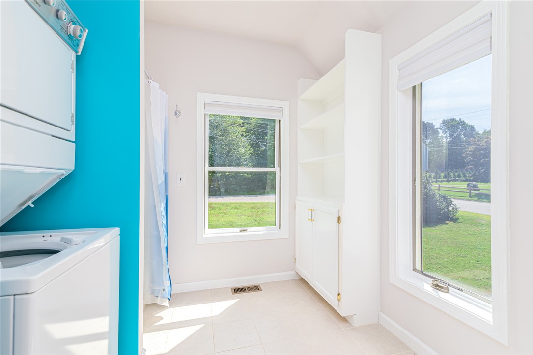 66 Sloop Street Jamestown, RI 02835 - Photo 19 of 30