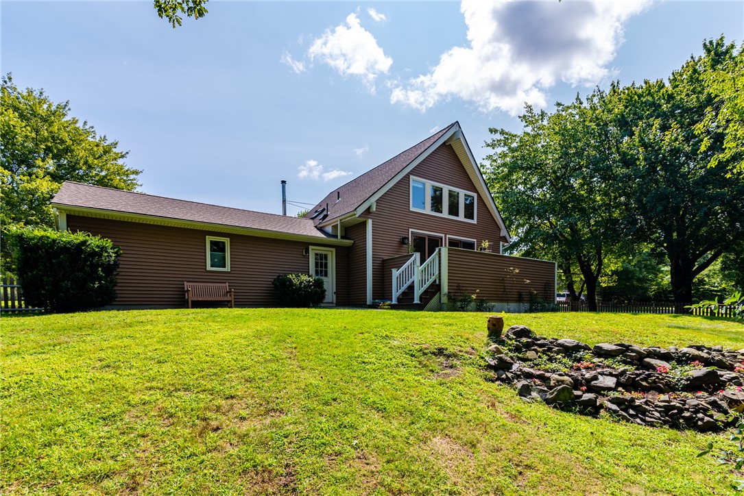 66 Sloop Street Jamestown, RI 02835 - Photo 3 of 30