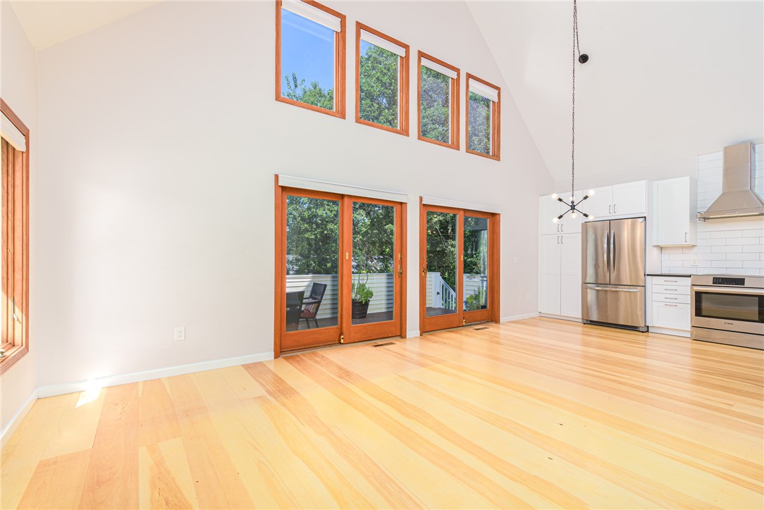 66 Sloop Street Jamestown, RI 02835 - Photo 7 of 30