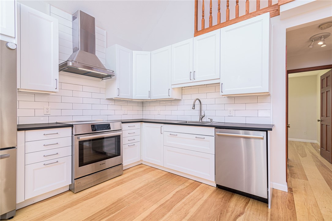 66 Sloop Street Jamestown, RI 02835 - Photo 9 of 30