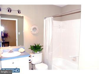 4 Threadleaf Terrace Burlington, NJ 08016 - Photo 6 of 6 Bathroom