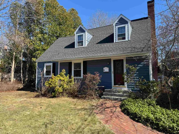 $699,999 | 26 Edgewood Road, Durham, NH 03824