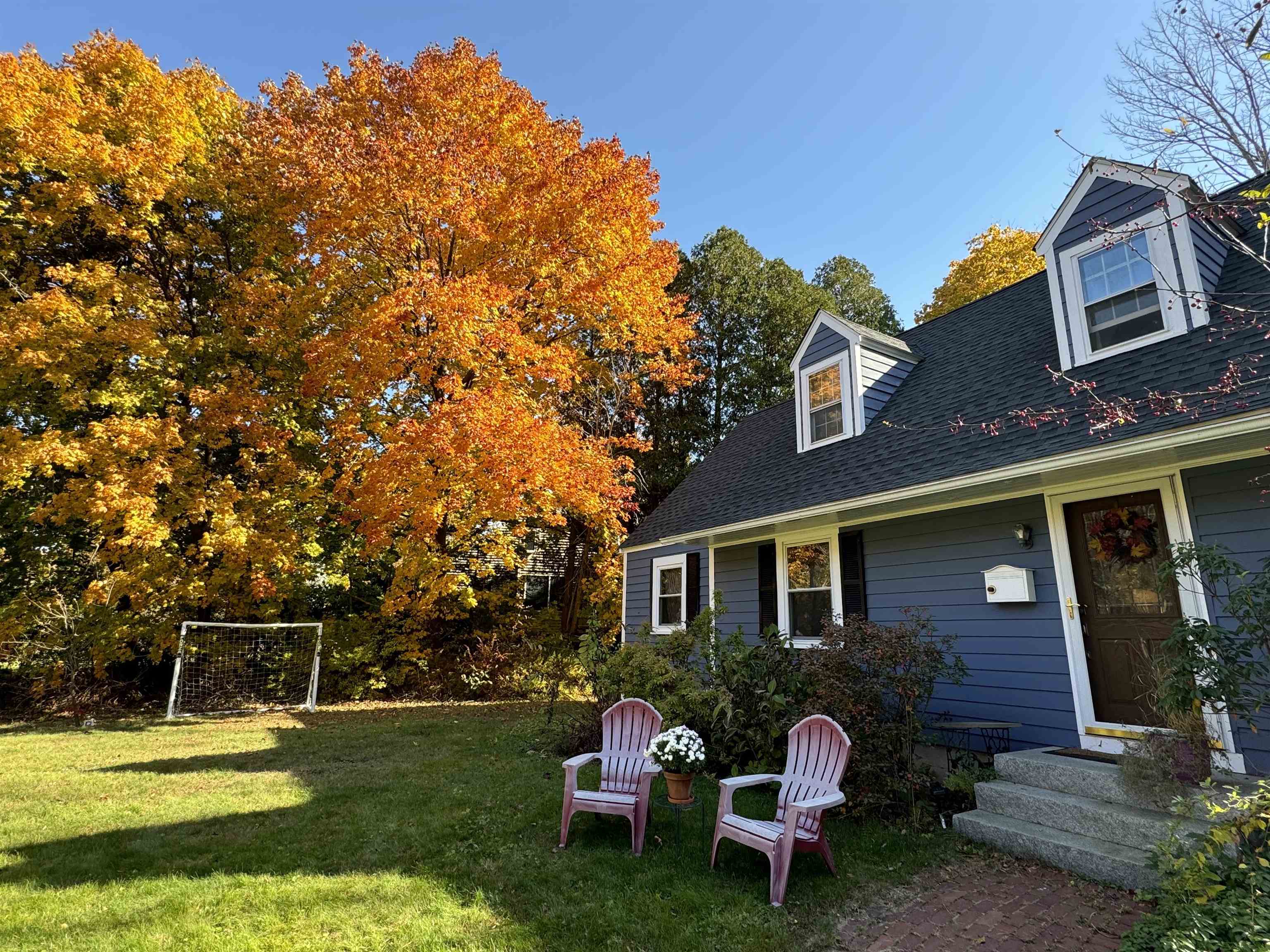 26 Edgewood Road Durham, NH 03824 - Photo 4 of 28