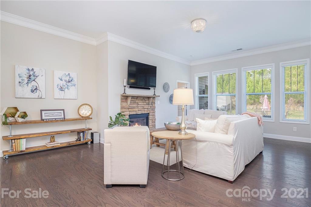 7510 Hamilton Bridge Road Charlotte, NC 28278 - Photo 17 of 26 Gallery Image 17