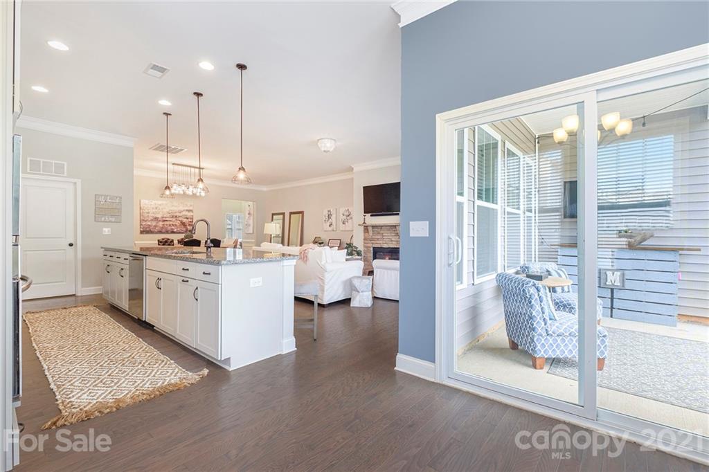 7510 Hamilton Bridge Road Charlotte, NC 28278 - Photo 7 of 26 Gallery Image 7