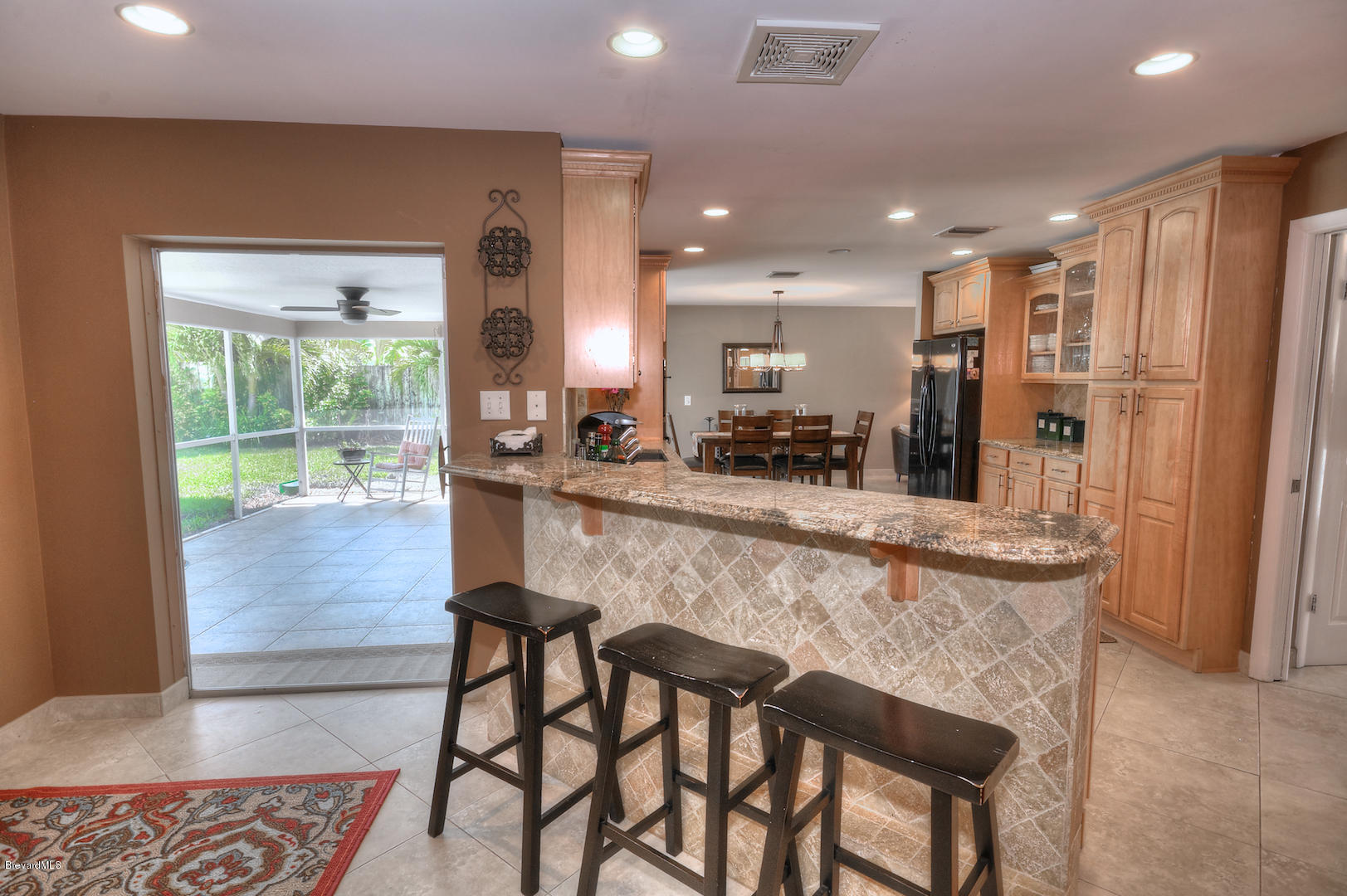 687 Caribbean Road Satellite Beach, FL 32937 - Photo 8 of 32 Kitchen eat in