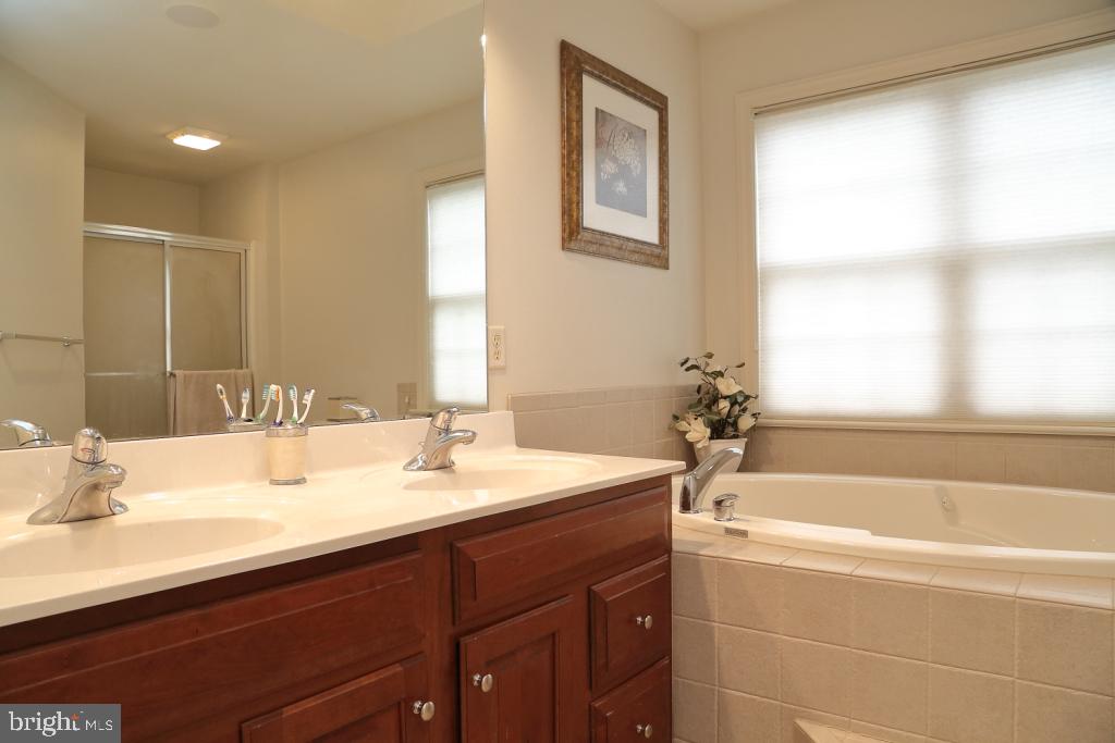 23 Sunset Lane Lititz, PA 17543 - Photo 26 of 38