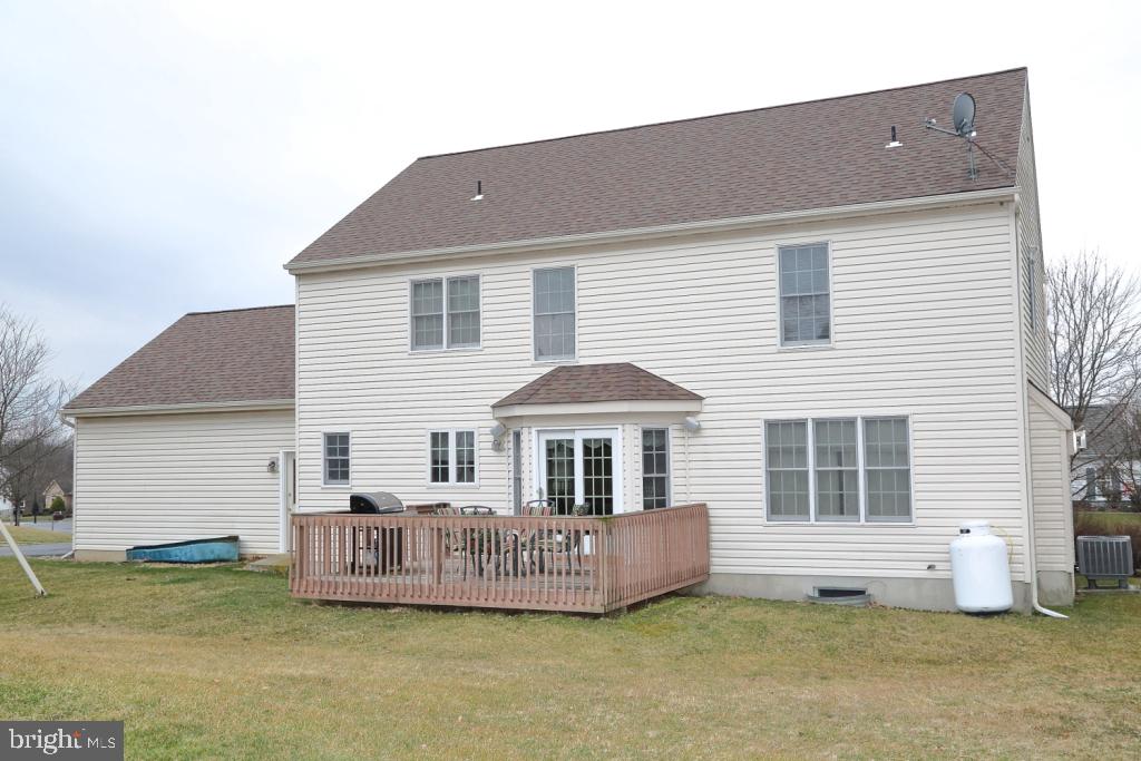 23 Sunset Lane Lititz, PA 17543 - Photo 37 of 38