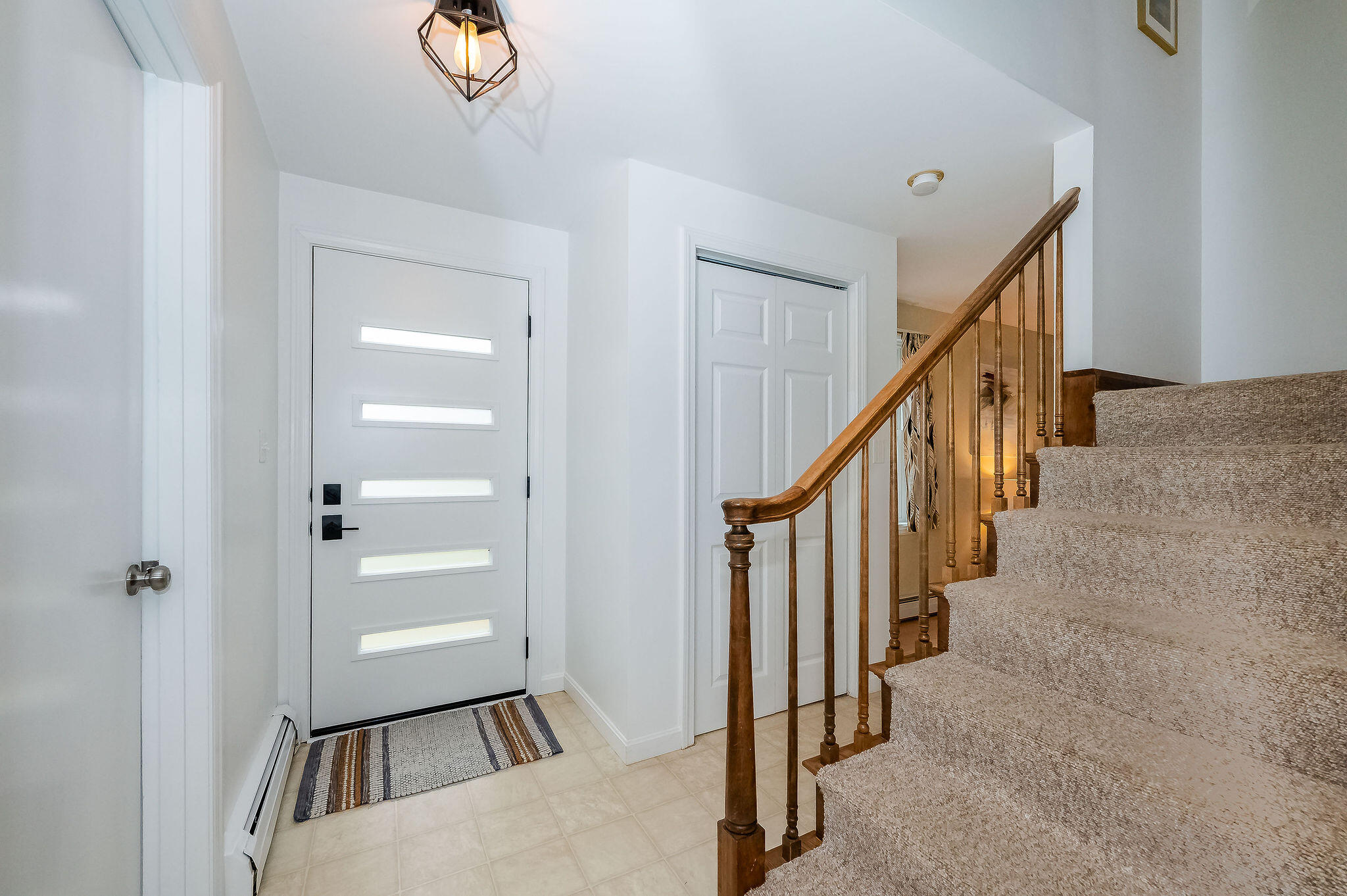 59 Berwick Road Berwick, ME 03901 - Photo 17 of 39 Front Entry