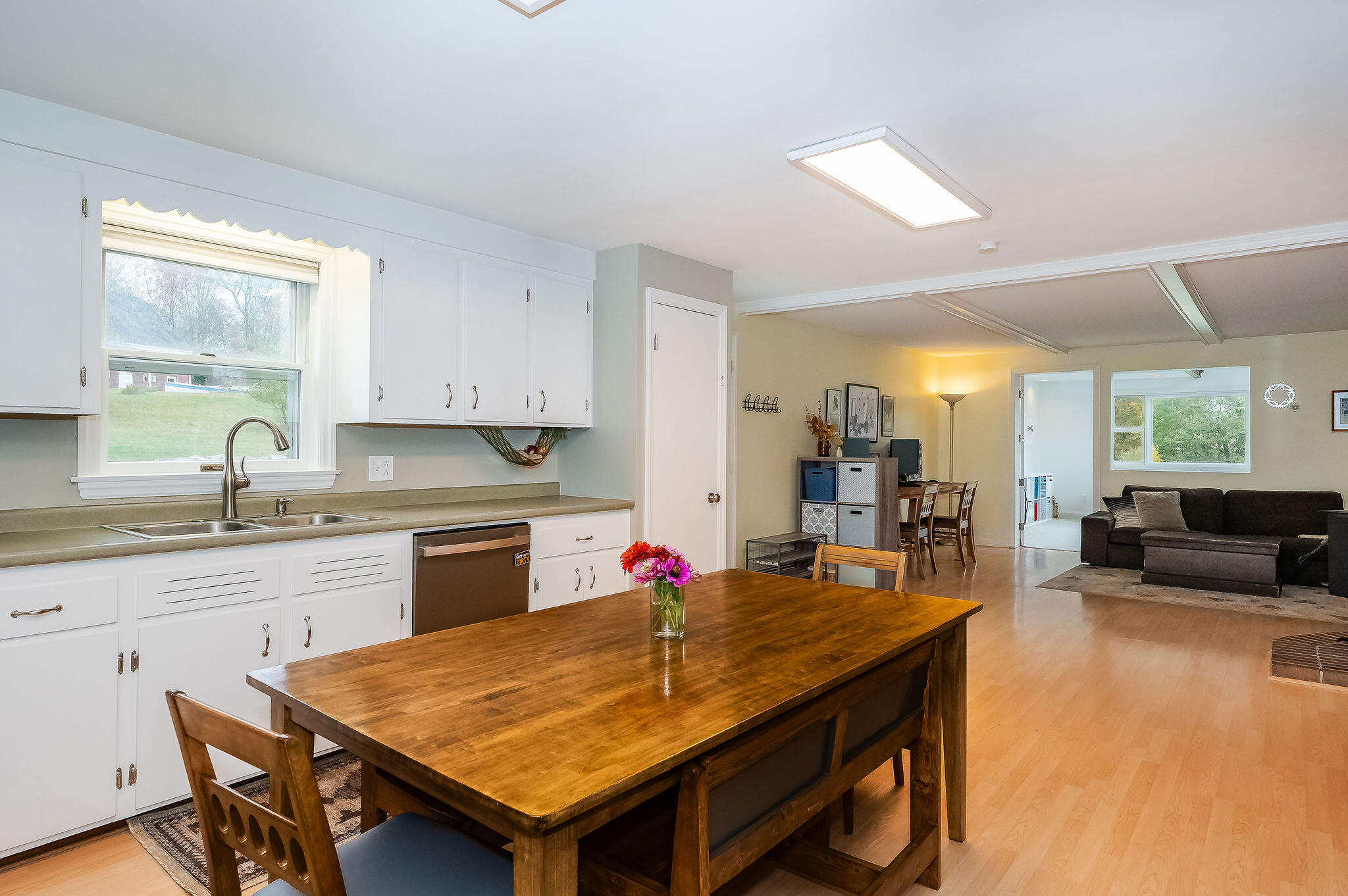 59 Berwick Road Berwick, ME 03901 - Photo 7 of 39 Kitchen