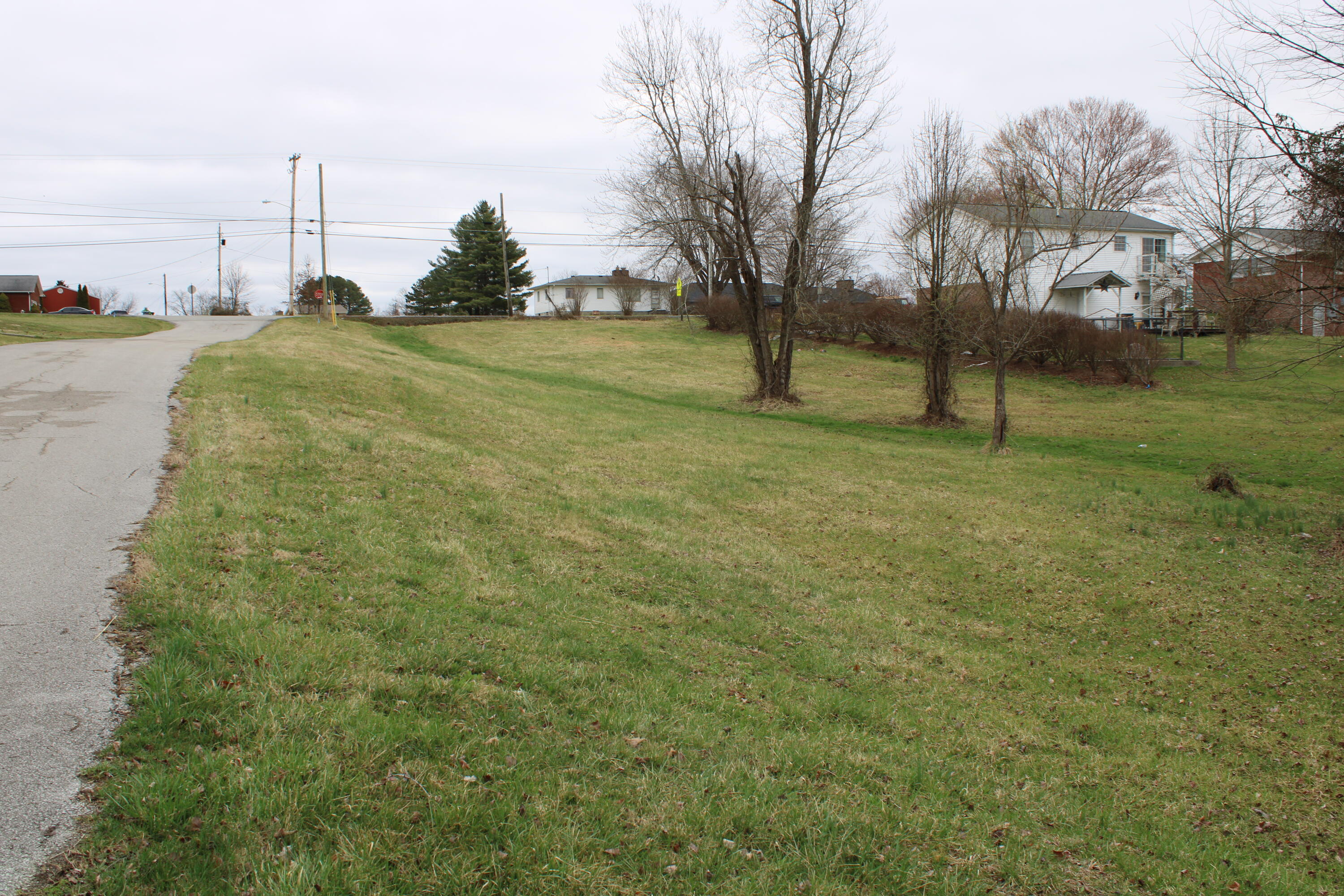 1601 Old Whitley Road London, KY 40744 - Photo 4 of 12 IMG_0469