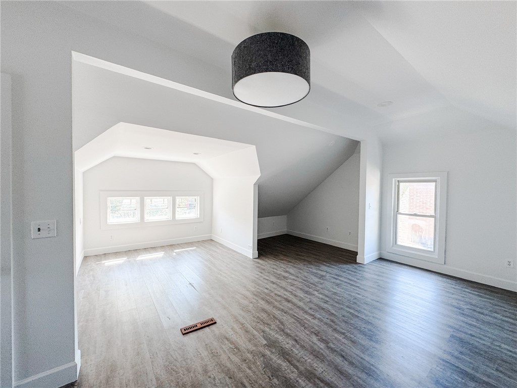 332 Mulberry Street Rochester, NY 14620 - Photo 30 of 36