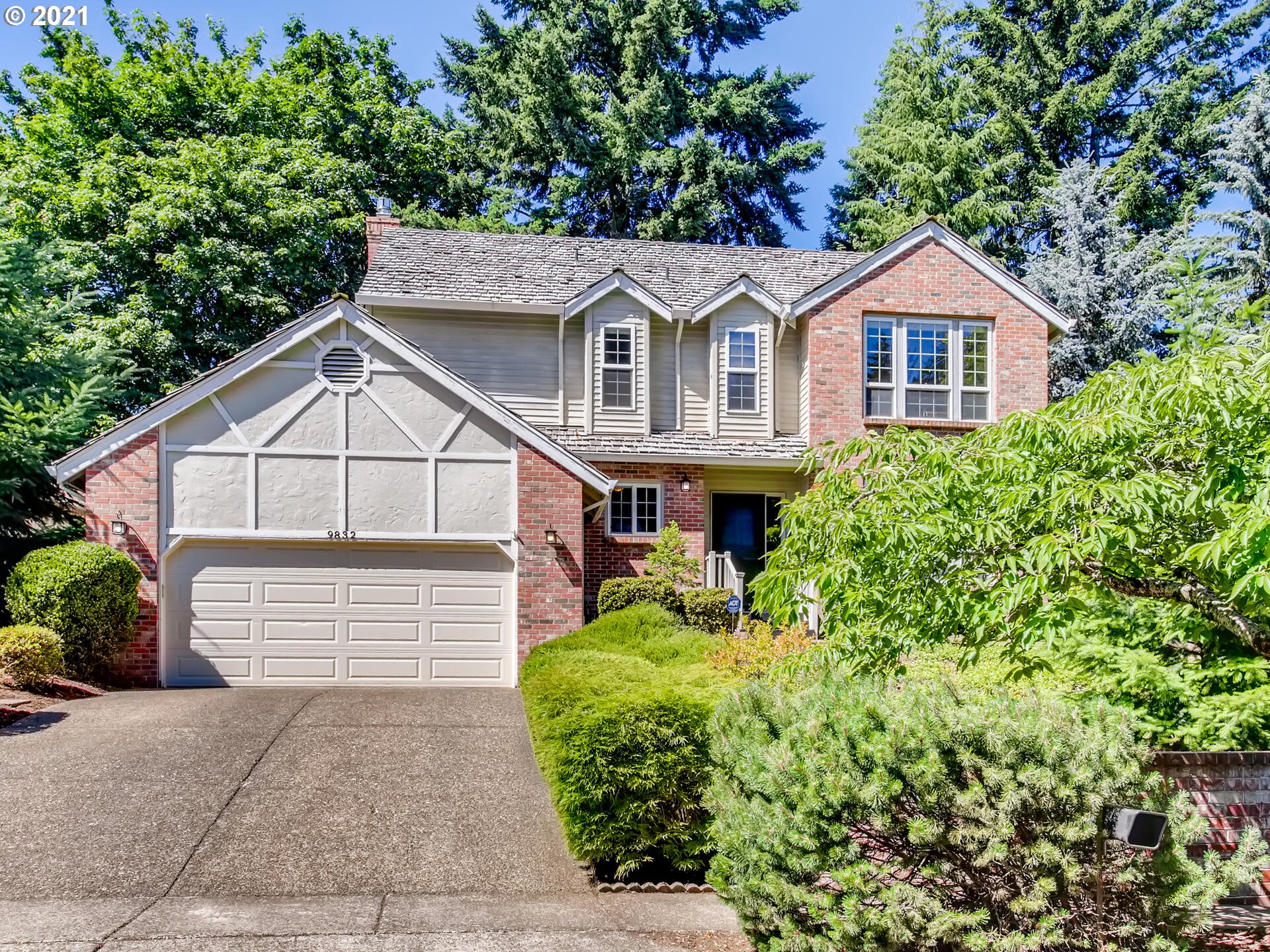 9832 Southwest Dapplegrey Loop Beaverton, OR 97008 - Photo 1 of 31 Gallery Image 1