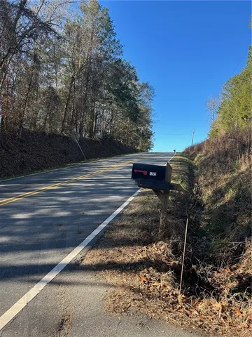 $279,900 | 1272 Horseshoe Road, Iva, SC 29655