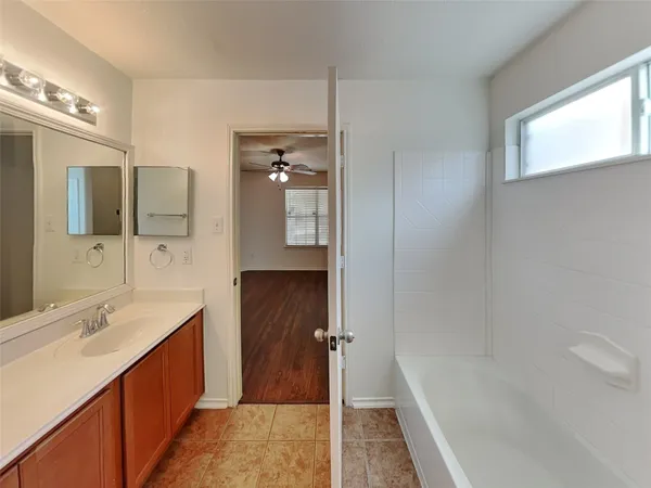 $1,925 | 24518 Cypresspark Glen Lane, Hockley, TX 77447