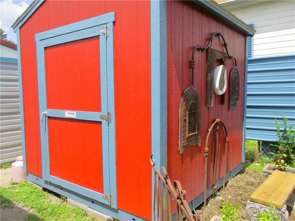 1010 Angela Street Arabi, LA 70032 - Photo 31 of 33