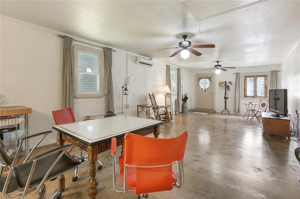 1010 Angela Street Arabi, LA 70032 - Photo 5 of 33