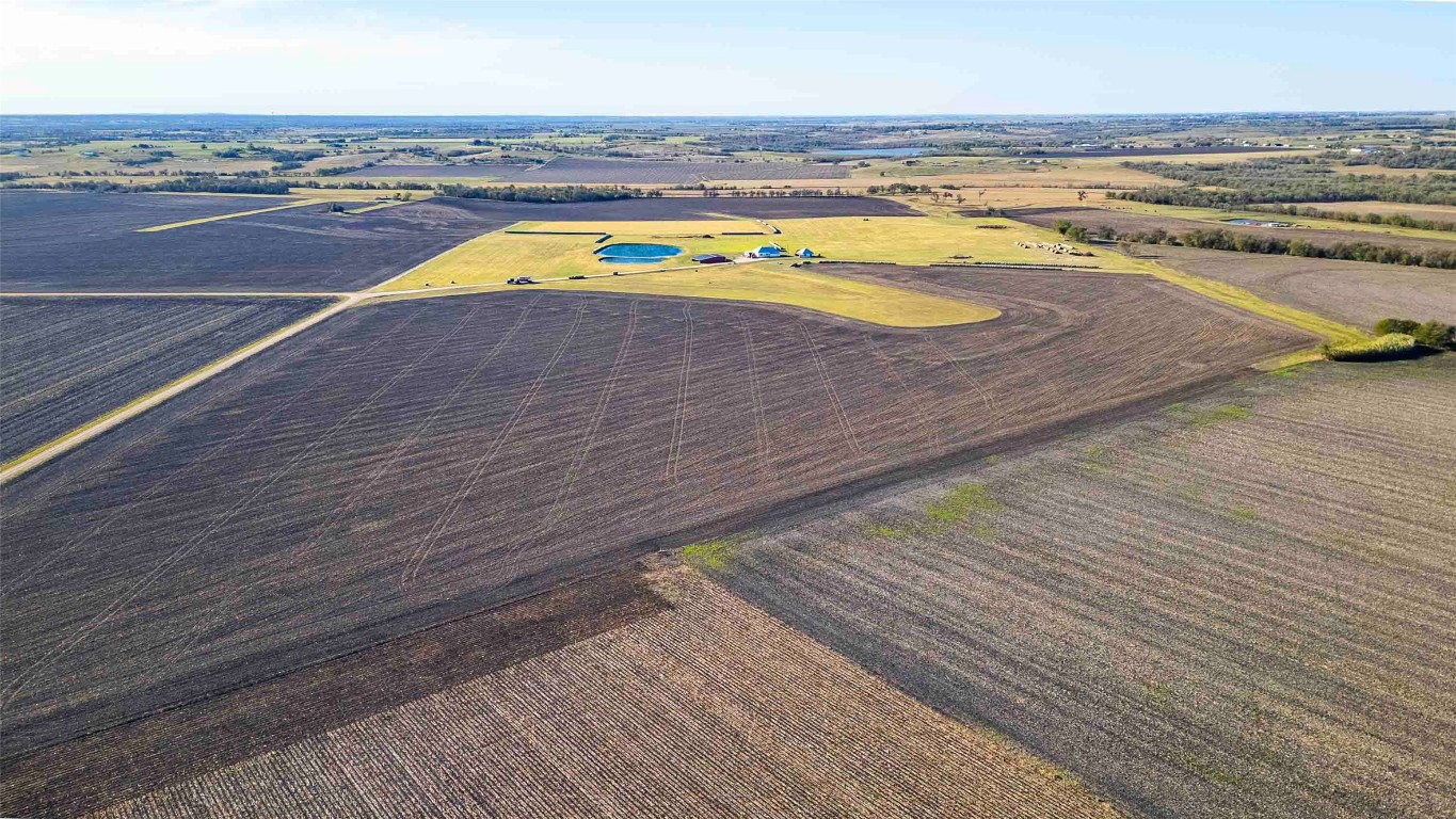 462 County Road 462 Thorndale, TX 76577 - Photo 12 of 26 a view of a swimming pool and an ocean