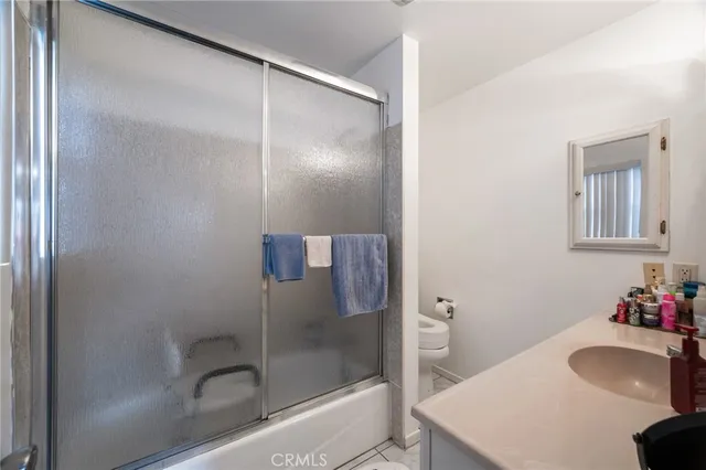 $695,000 | 352 East 49th Street, Long Beach, CA 90805