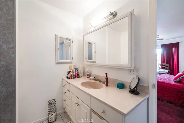 $695,000 | 352 East 49th Street, Long Beach, CA 90805