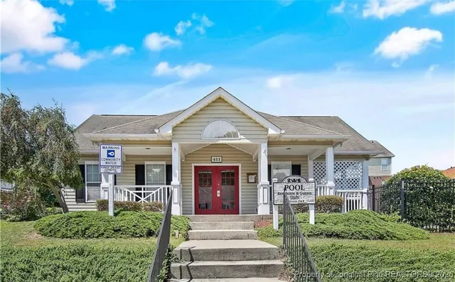 $1,300 | 382 Bubble Creek Court, Unit 6, Fayetteville, NC 28311