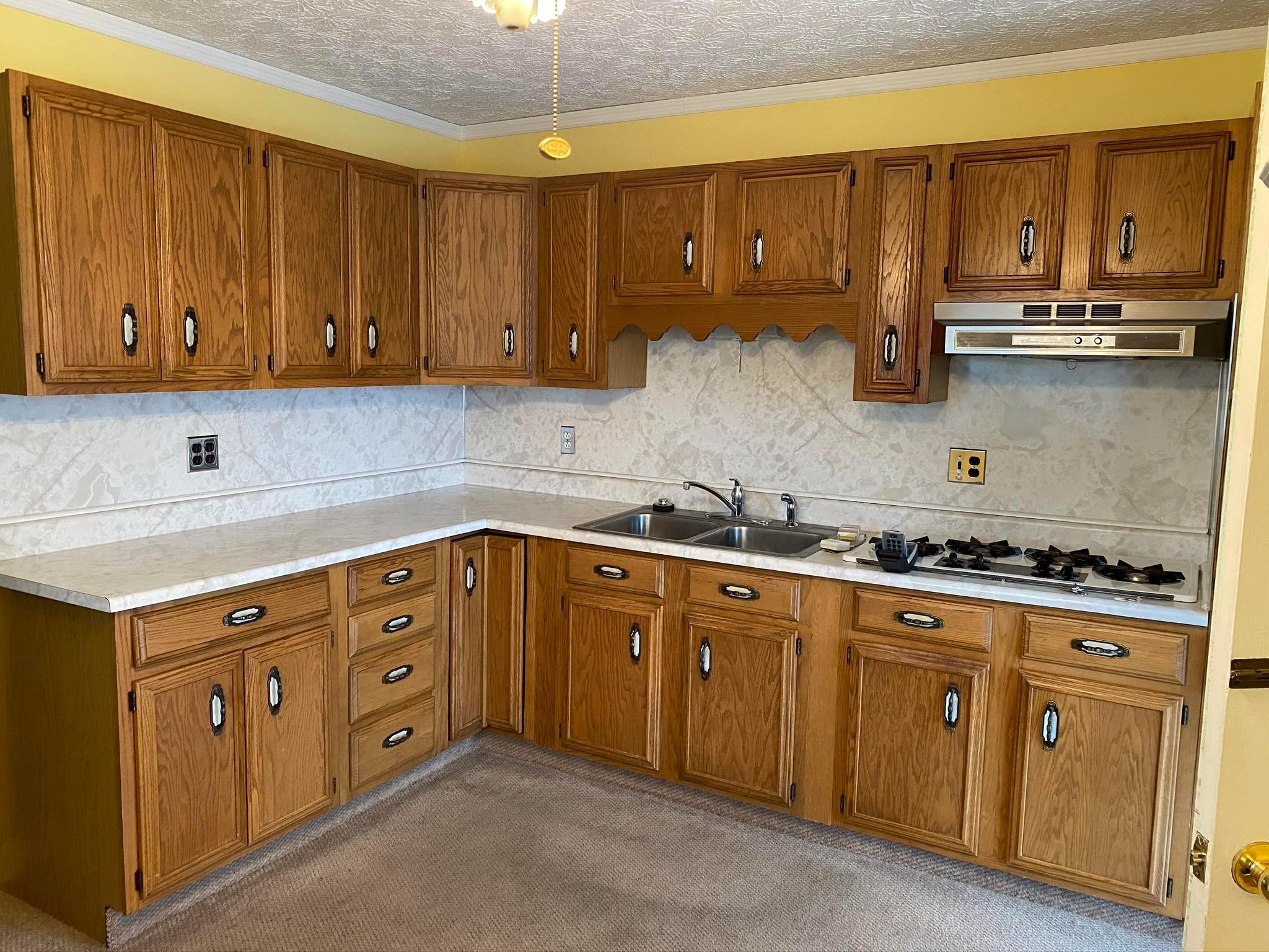 278 Schryver Road Columbus, OH 43207 - Photo 8 of 28 Gallery Image 8