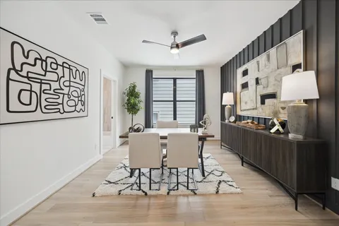 $695,000 | 1418 Caywood Lane, Unit C, Houston, TX 77055