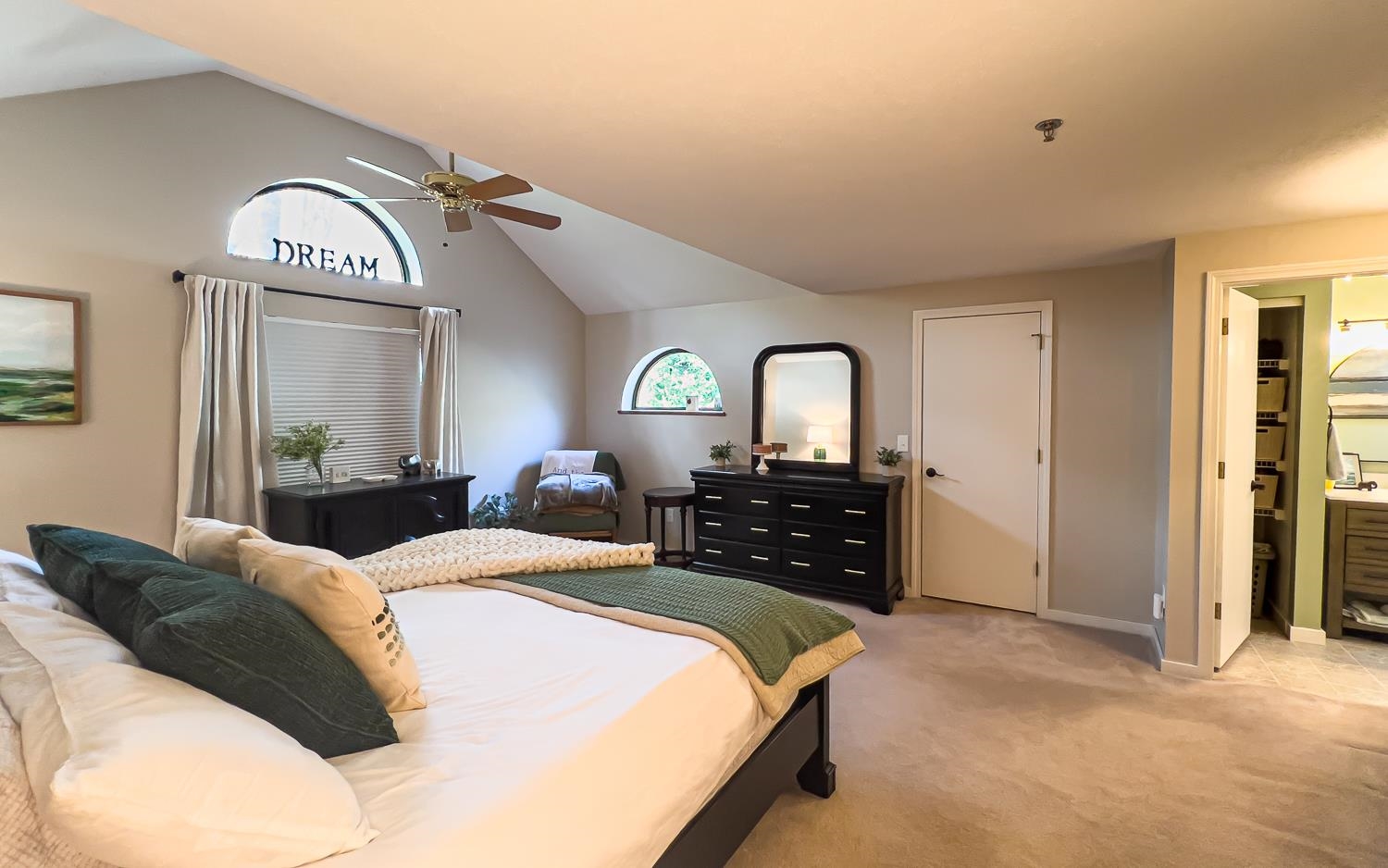 2 Overlook Drive Atkinson, NH 03811 - Photo 28 of 48